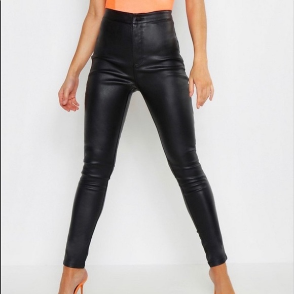 Boohoo Pants - BooHoo high waisted leathery pants